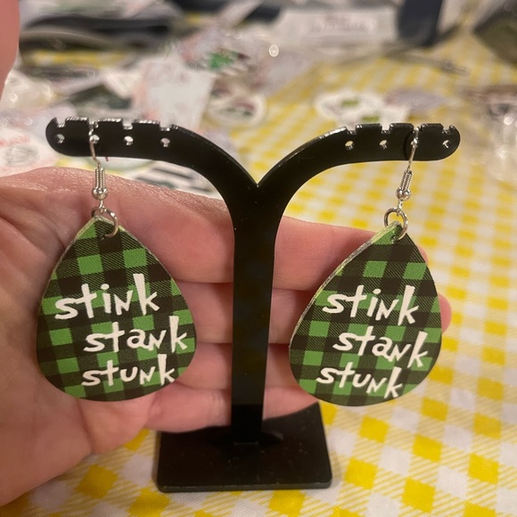 Grinch Earrings. (2) sided made of thick faux leather. - Picture 3 of 16